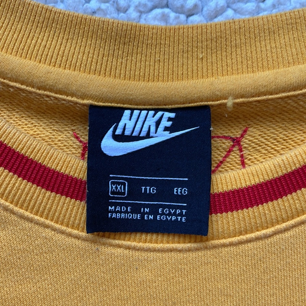 Rare Nike Athletic Dept. Carpet Logo Embroidered Crew… Gem